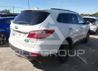 2016 Hyundai Santa Fe photo