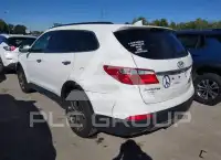 2016 Hyundai Santa Fe photo