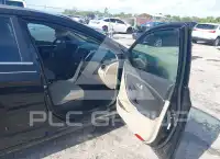 2016 Hyundai Elantra фото