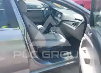 2016 Hyundai Sonata photo
