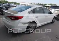 2016 Hyundai Sonata photo