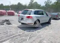 2016 Volkswagen Touareg фото