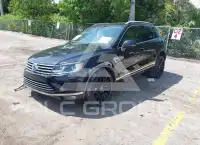 2016 Volkswagen Touareg фото