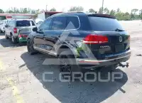 2016 Volkswagen Touareg фото