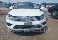 2016 Volkswagen Touareg фото
