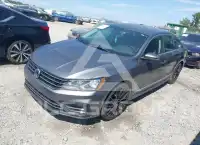 2016 Volkswagen Passat photo