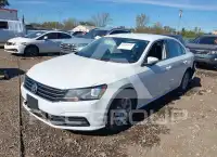 2016 Volkswagen Passat photo