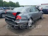 2016 Volkswagen Passat фото