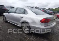 2016 Volkswagen Passat photo