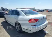 2016 Volkswagen Passat photo