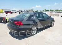 2016 Volkswagen Passat photo
