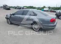2016 Volkswagen Passat photo