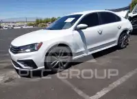 2016 Volkswagen Passat фото