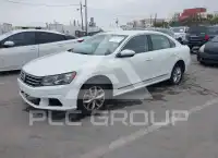 2016 Volkswagen Passat photo