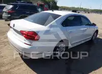 2016 Volkswagen Passat фото