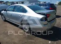 2016 Volkswagen Passat photo