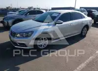 2016 Volkswagen Passat photo