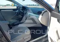 2016 Volkswagen Passat photo