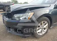2016 Volkswagen Passat photo
