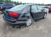 2016 Volkswagen Passat фото