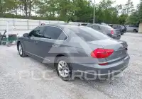 2016 Volkswagen Passat фото