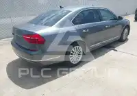 2016 Volkswagen Passat фото