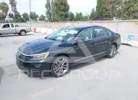 2016 Volkswagen Passat фото