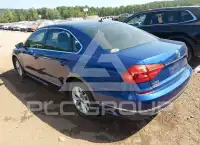 2016 Volkswagen Passat photo