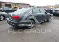 2016 Volkswagen Passat фото