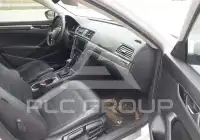 2016 Volkswagen Passat photo