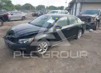 2016 Volkswagen Passat photo