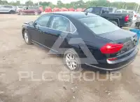 2016 Volkswagen Passat photo
