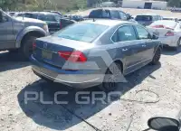 2016 Volkswagen Passat photo