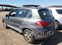 2016 Volkswagen Tiguan photo
