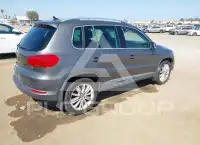2016 Volkswagen Tiguan фото