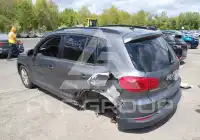 2016 Volkswagen Tiguan фото
