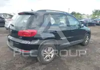 2016 Volkswagen Tiguan фото