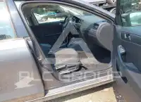 2016 Volkswagen Jetta фото