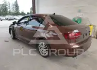 2016 Volkswagen Jetta фото