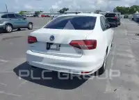 2016 Volkswagen Jetta фото