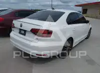 2016 Volkswagen Jetta photo