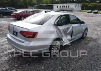2016 Volkswagen Jetta фото