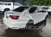 2016 Volkswagen Jetta фото