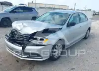 2016 Volkswagen Jetta фото
