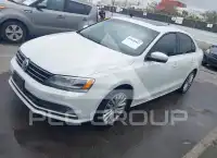 2016 Volkswagen Jetta фото