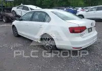 2016 Volkswagen Jetta фото