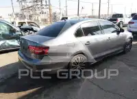 2016 Volkswagen Jetta photo