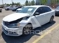 2016 Volkswagen Jetta фото