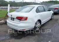 2016 Volkswagen Jetta photo