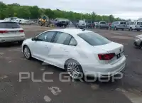 2016 Volkswagen Jetta фото